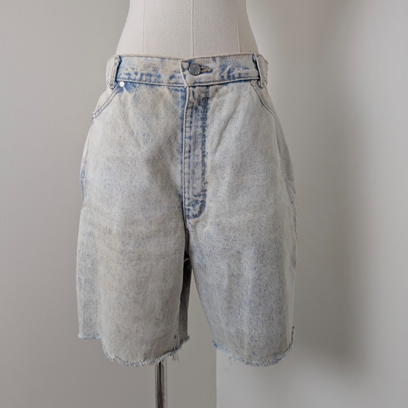 80s Stone Washed Denim Shorts Cut Offs High Rise Bleached Vintage Bermuda - Picture 12 of 12